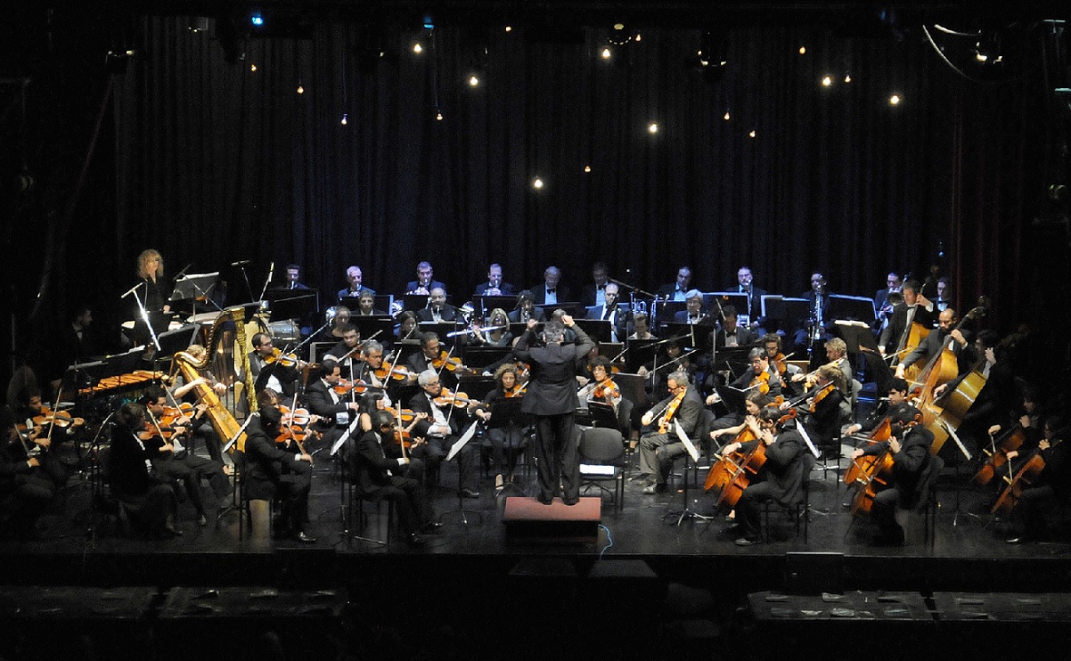 ORQUESTA FILARMONICA