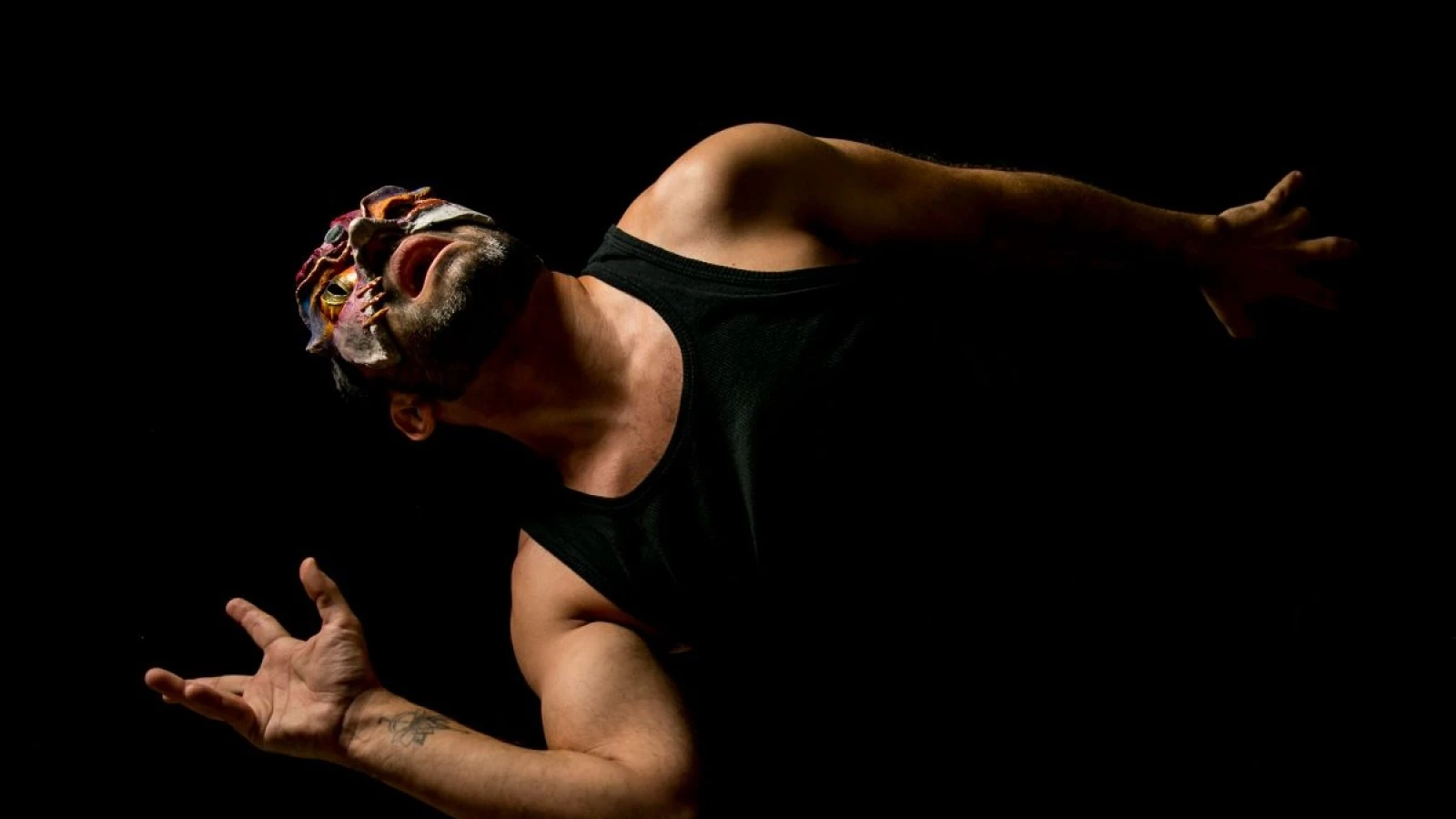 agenda- el monstruo esta entre nosotros