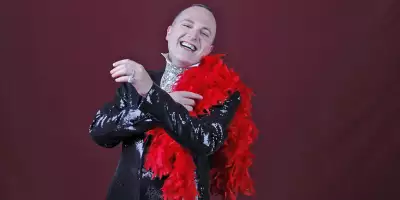 Adrian-Sorrentino-flor-de-verano