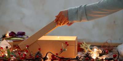 Christmas related stuff on the table